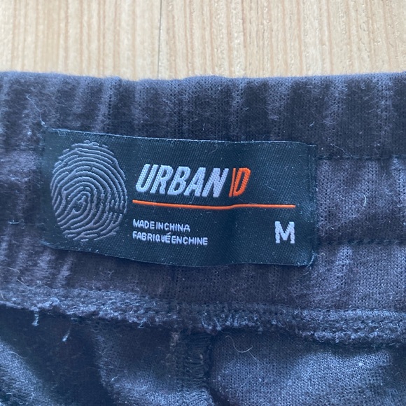 Joggers - Picture 2 of 2